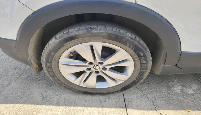 2023 Skoda KUSHAQ Active plus 1.0 TSI , Petrol, Manual, 36,131 km, tyre