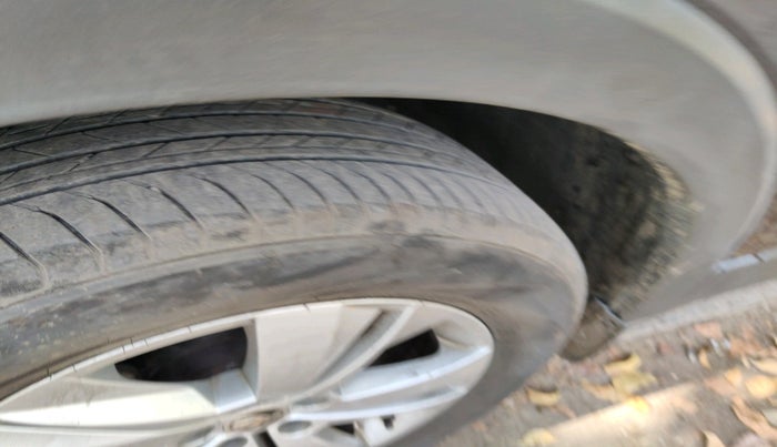 2022 Skoda KUSHAQ AMBITION 1.0L TSI MT, Petrol, Manual, 14,646 km, tyre