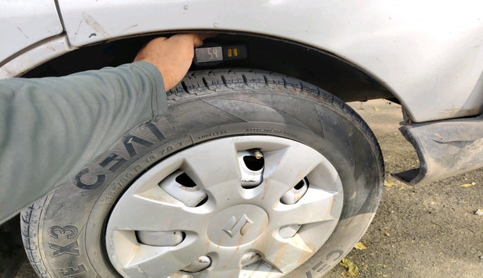 2021 Maruti Eeco 5 STR WITH A/C+HTR, Petrol, Manual, 83,980 km, tyre