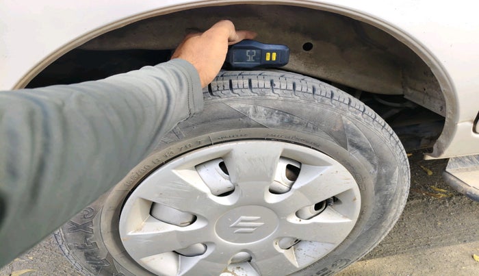 2021 Maruti Eeco 5 STR WITH A/C+HTR, Petrol, Manual, 83,980 km, tyre