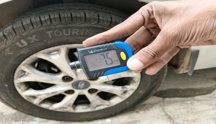 2014 Ford Figo TITANIUM 1.4 DIESEL, Diesel, Manual, 92,415 km, tyre