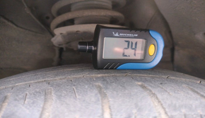 2015 Hyundai Grand i10 SPORTZ 1.2 KAPPA VTVT, Petrol, Manual, 82,105 km, tyre