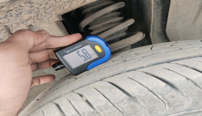 2023 Renault Kiger RXT (O) MT, Petrol, Manual, 27,687 km, tyre