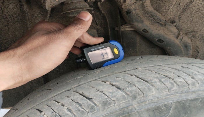 2023 Renault Kiger RXT (O) MT, Petrol, Manual, 27,687 km, tyre