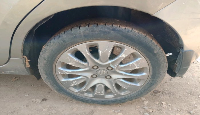 2016 Maruti Baleno ZETA PETROL 1.2, Petrol, Manual, 94,981 km, tyre