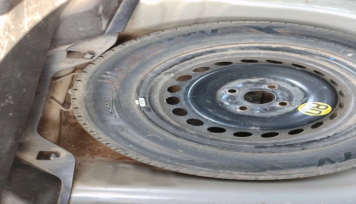 2016 Maruti Baleno ZETA PETROL 1.2, Petrol, Manual, 94,981 km, tyre