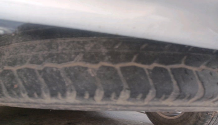 2013 Toyota Fortuner 3.0 4X4 MT, Diesel, Manual, 1,16,638 km, tyre