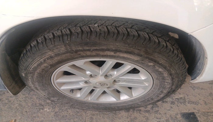 2013 Toyota Fortuner 3.0 4X4 MT, Diesel, Manual, 1,16,638 km, tyre