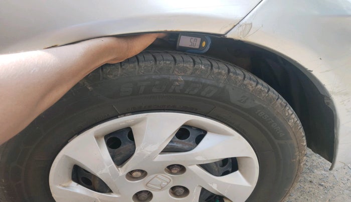 2013 Honda Amaze 1.5L I-DTEC S, Diesel, Manual, 1,52,315 km, tyre