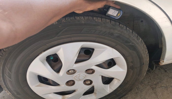 2013 Honda Amaze 1.5L I-DTEC S, Diesel, Manual, 1,52,315 km, tyre