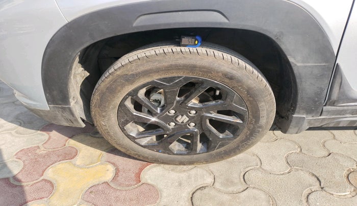 2025 Maruti FRONX DELTA PLUS 1.2MT, Petrol, Manual, 4,557 km, tyre