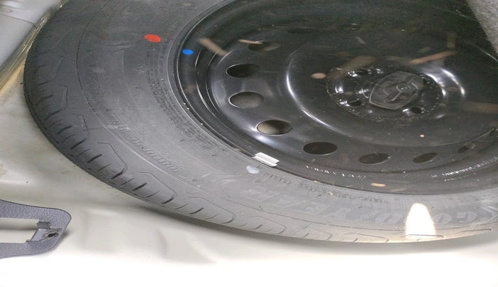 2025 Maruti FRONX DELTA PLUS 1.2MT, Petrol, Manual, 4,557 km, tyre