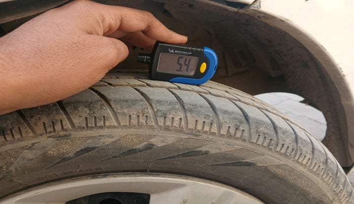 2016 Maruti Wagon R 1.0 VXI, Petrol, Manual, 33,174 km, tyre