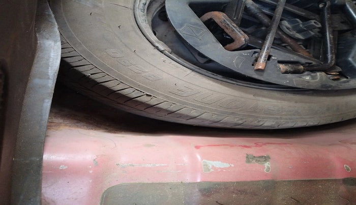 2011 Hyundai i10 SPORTZ 1.2, Petrol, Manual, 79,293 km, tyre