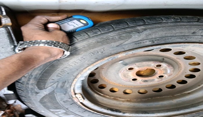 2014 Honda Amaze 1.2L I-VTEC E, Petrol, Manual, 35,913 km, tyre