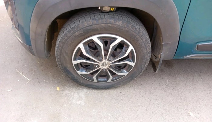 2020 Renault Kwid CLIMBER 1.0 AMT (O), Petrol, Automatic, 2,012 km, tyre