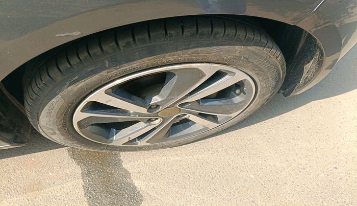 2022 Tata ALTROZ XZ PLUS DIESEL, Diesel, Manual, 84,283 km, tyre