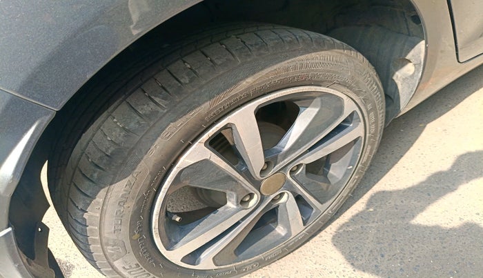 2022 Tata ALTROZ XZ PLUS DIESEL, Diesel, Manual, 84,283 km, tyre