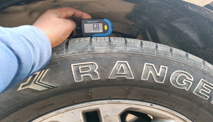 2013 Toyota Fortuner 3.0 4X2 MT, Diesel, Manual, 2,05,058 km, tyre