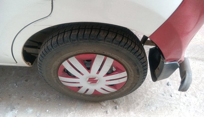 2015 Maruti Alto 800 LXI, Petrol, Manual, 12,200 km, tyre