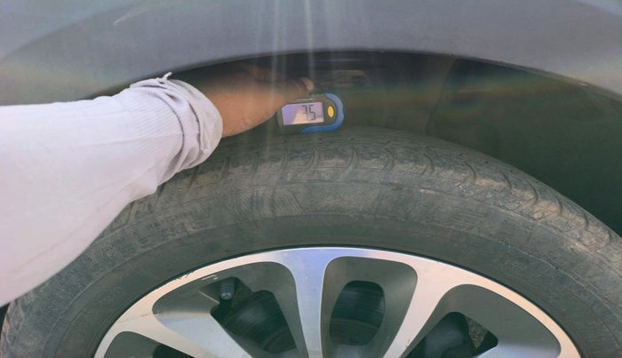 2014 Fiat Avventura EMOTION MULTIJET 1.3, Diesel, Manual, 21,220 km, tyre