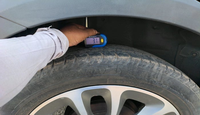 2014 Fiat Avventura EMOTION MULTIJET 1.3, Diesel, Manual, 21,220 km, tyre