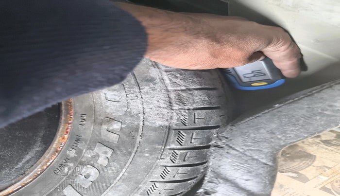 2014 Volkswagen Vento HIGHLINE DIESEL 1.6, Diesel, Manual, 58,169 km, tyre