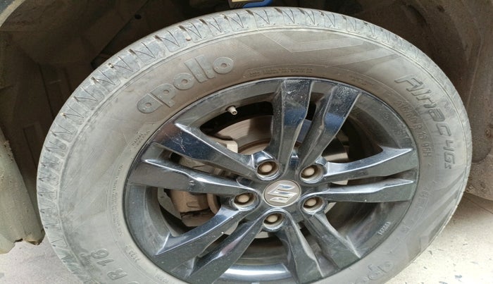 2018 Maruti Vitara Brezza ZDI PLUS, Diesel, Manual, 68,825 km, tyre