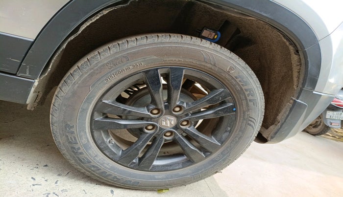 2018 Maruti Vitara Brezza ZDI PLUS, Diesel, Manual, 68,825 km, tyre