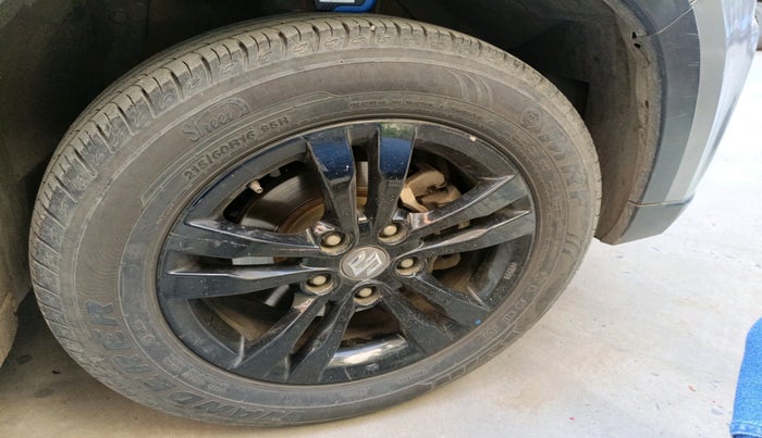 2018 Maruti Vitara Brezza ZDI PLUS, Diesel, Manual, 68,825 km, tyre