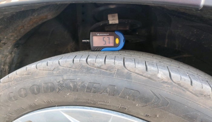 2024 Maruti FRONX SIGMA 1.2 MT, Petrol, Manual, 12,664 km, tyre