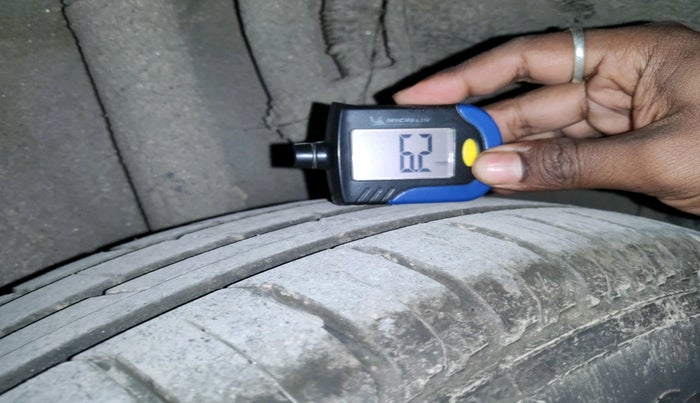 2018 Toyota YARIS VX CVT, Petrol, Automatic, 19,232 km, tyre