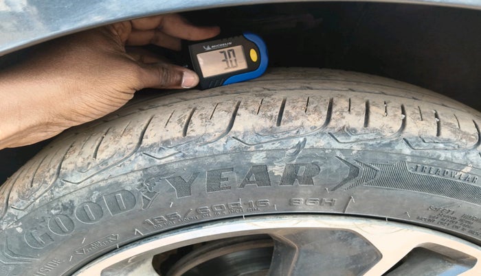 2021 Tata ALTROZ XZ PLUS DIESEL, Diesel, Manual, 1,44,370 km, tyre