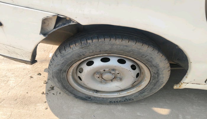 2015 Tata Indigo ECS LX TDI, Diesel, Manual, 99,416 km, tyre