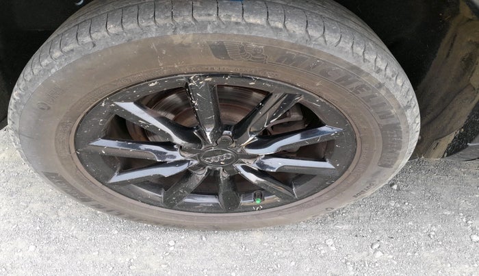 2012 Audi Q3 2.0 QUATTRO TDI AT, Diesel, Automatic, 1,05,525 km, tyre