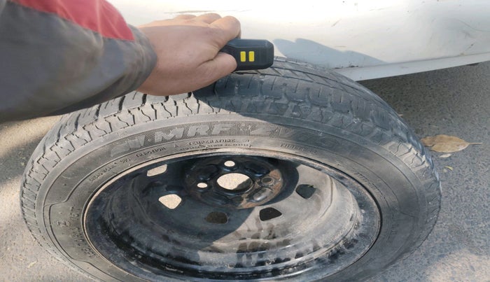 2010 Hyundai Accent EXECUTIVE, Petrol, Manual, 49,700 km, tyre