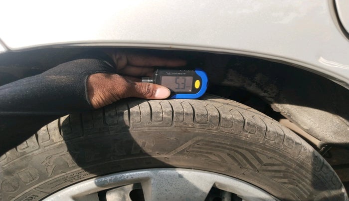 2011 Maruti Alto K10 VXI, Petrol, Manual, 1,06,061 km, tyre