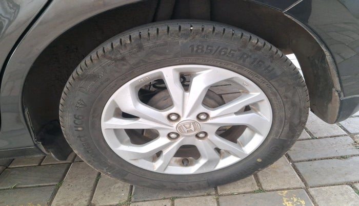 2020 Honda Amaze 1.2L I-VTEC VX, Petrol, Manual, 43,252 km, tyre