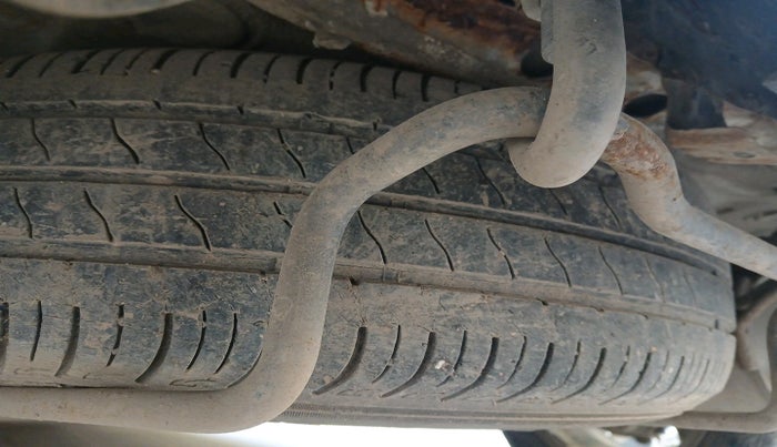 2013 Maruti Ertiga ZDI, Diesel, Manual, 1,86,848 km, tyre