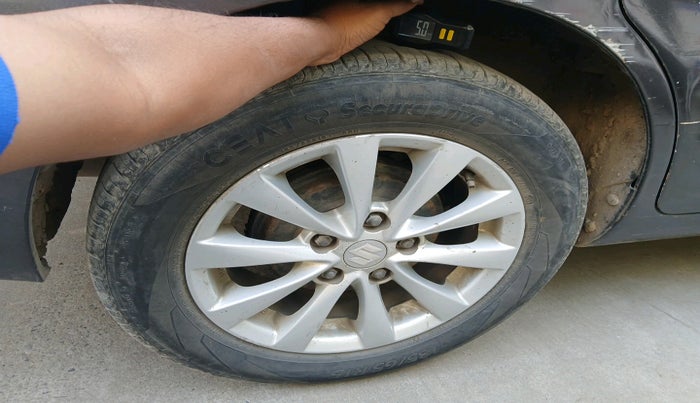 2013 Maruti Ertiga ZDI, Diesel, Manual, 1,86,848 km, tyre