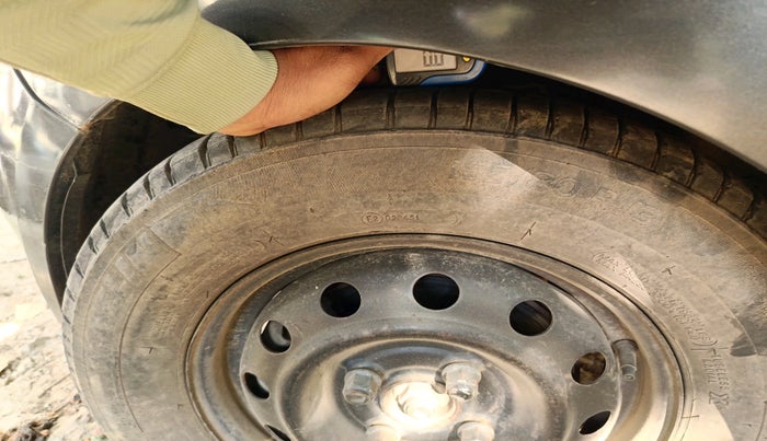 2012 Hyundai i10 MAGNA 1.1, Petrol, Manual, 65,223 km, tyre