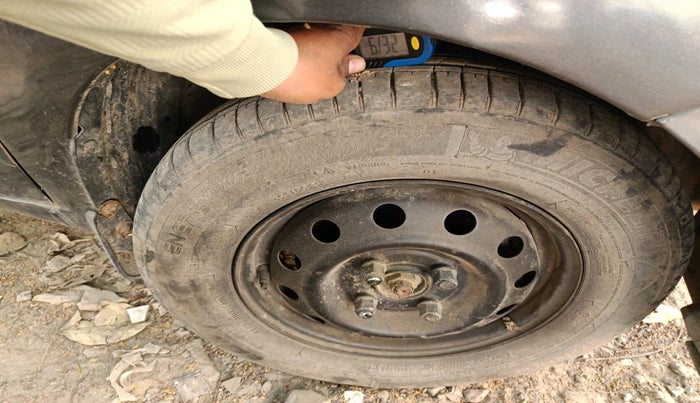 2012 Hyundai i10 MAGNA 1.1, Petrol, Manual, 65,223 km, tyre