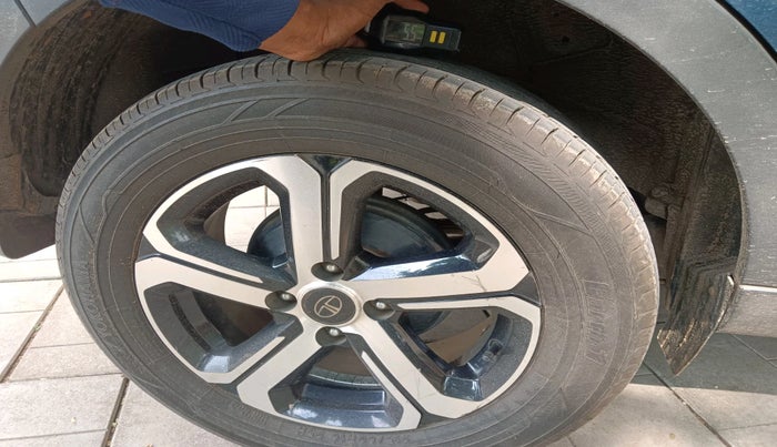 2021 Tata NEXON EV XZ PLUS LUX, Electric, Automatic, 64,157 km, tyre