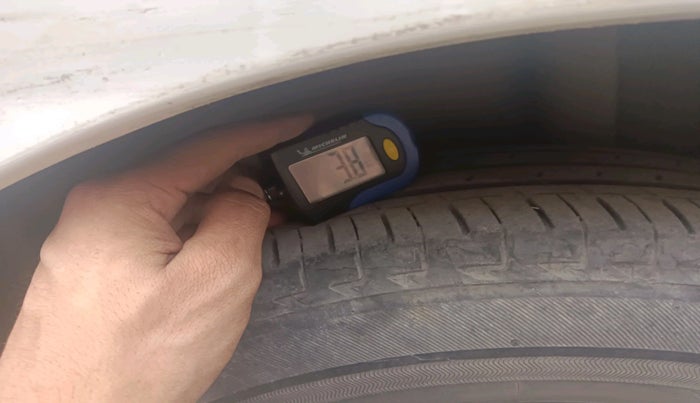 2011 Maruti Swift Dzire VDI, Diesel, Manual, 1,20,836 km, tyre