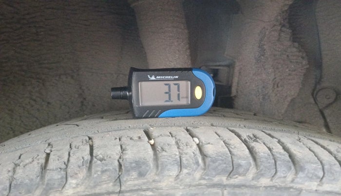 2022 Hyundai NEW I20 Sportz 1.2 IVT, Petrol, Automatic, 22,750 km, tyre