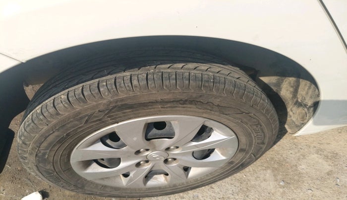 2019 Hyundai Elite i20 MAGNA PLUS 1.2, Petrol, Manual, 54,913 km, tyre