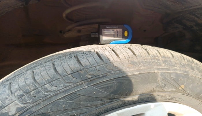 2016 Maruti Swift Dzire VXI, Petrol, Manual, 24,842 km, tyre