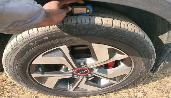 2023 KIA SONET GTX PLUS 1.5 AT, Diesel, Automatic, 55,908 km, tyre