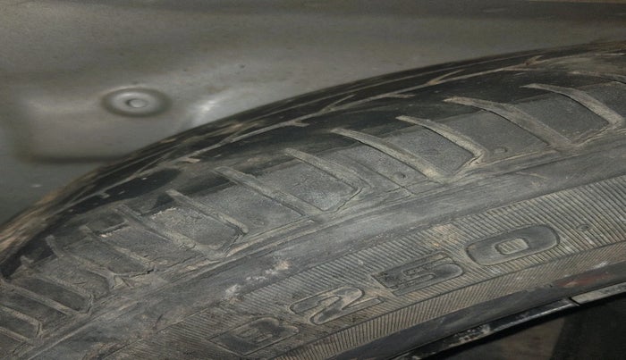 2013 Hyundai i10 MAGNA 1.2, Petrol, Manual, 12,149 km, tyre