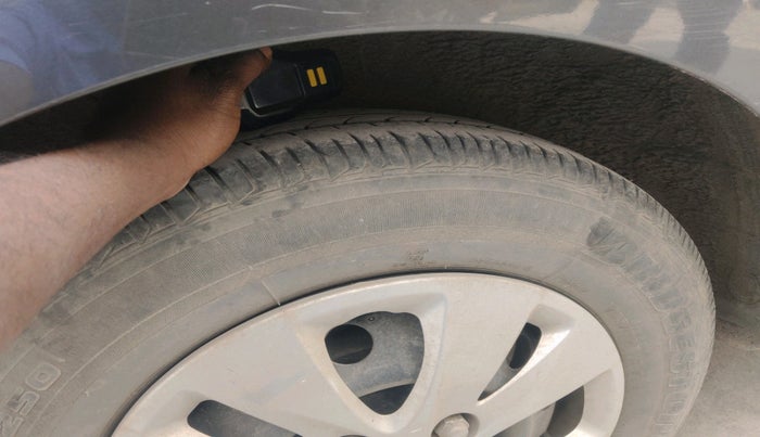 2013 Hyundai i10 MAGNA 1.2, Petrol, Manual, 12,149 km, tyre